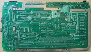 ATARI 800 XL-SECAM V3-Serial 84ATS32524 S035-FRONT 800XL SECAM ROSE CA024969-001 REV--BACK GX-211 VO 4984-C024968 001 REV R3 800XL SECAM -Build 8 84-(freddie NCR USA)-BACK