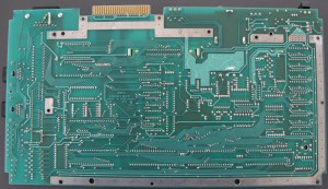 ATARI 800 XL - PAL V4 - Serial Unknown - FRONT CA024808-001 REV A - BACK 800XL C061851 REV C MADE IN HONG KONG APC 37vo 0744 - BACK